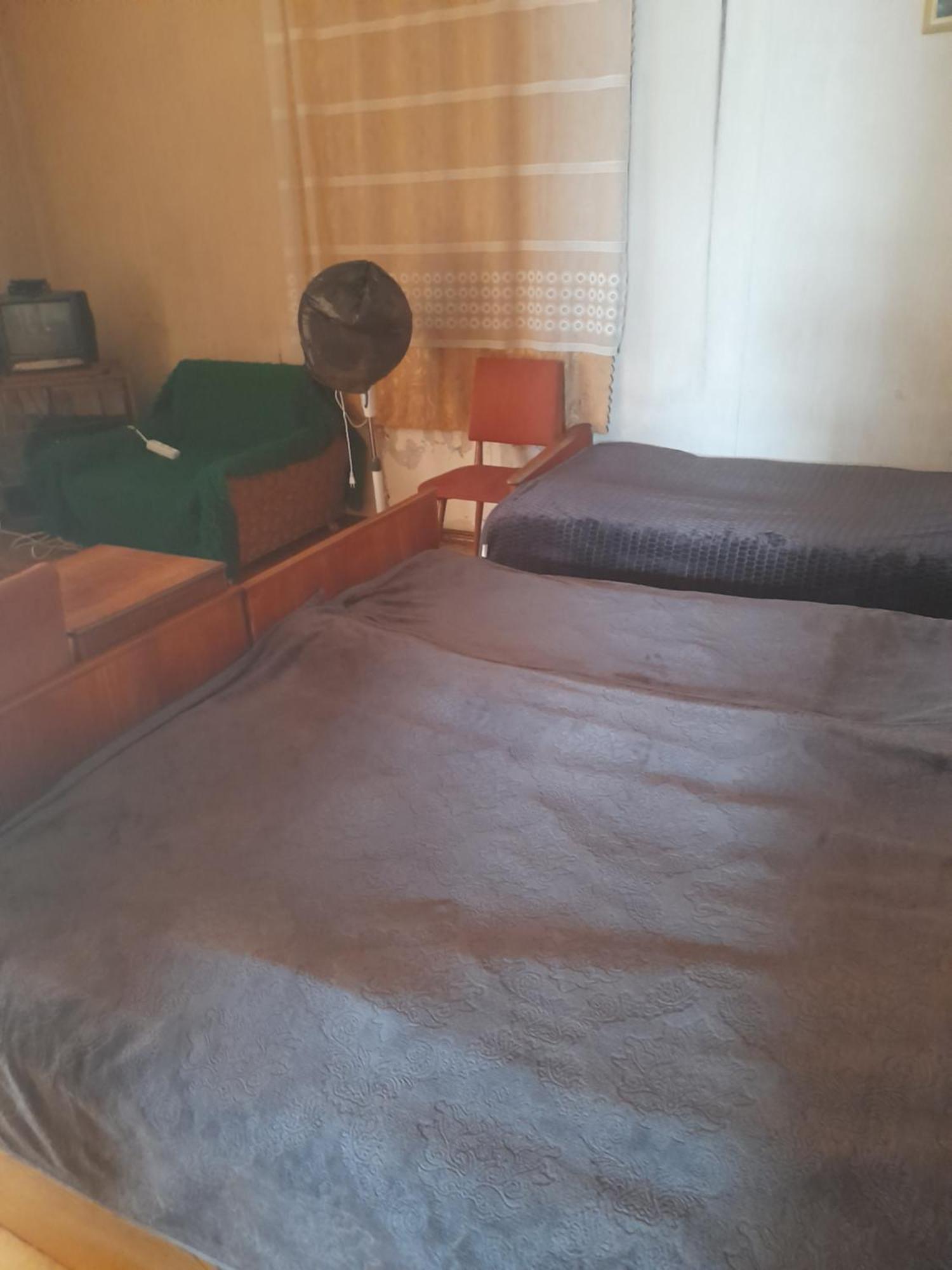 Levani'S Guesthouse Zugdidi ภายนอก รูปภาพ